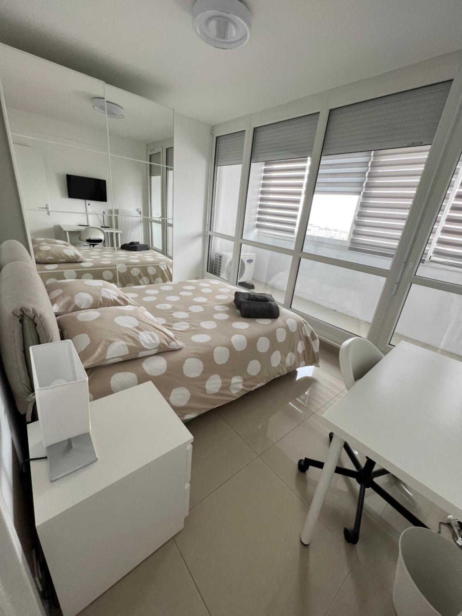 Super 4 Pieces Refait A Neuf Apartment Villeurbanne Exterior photo